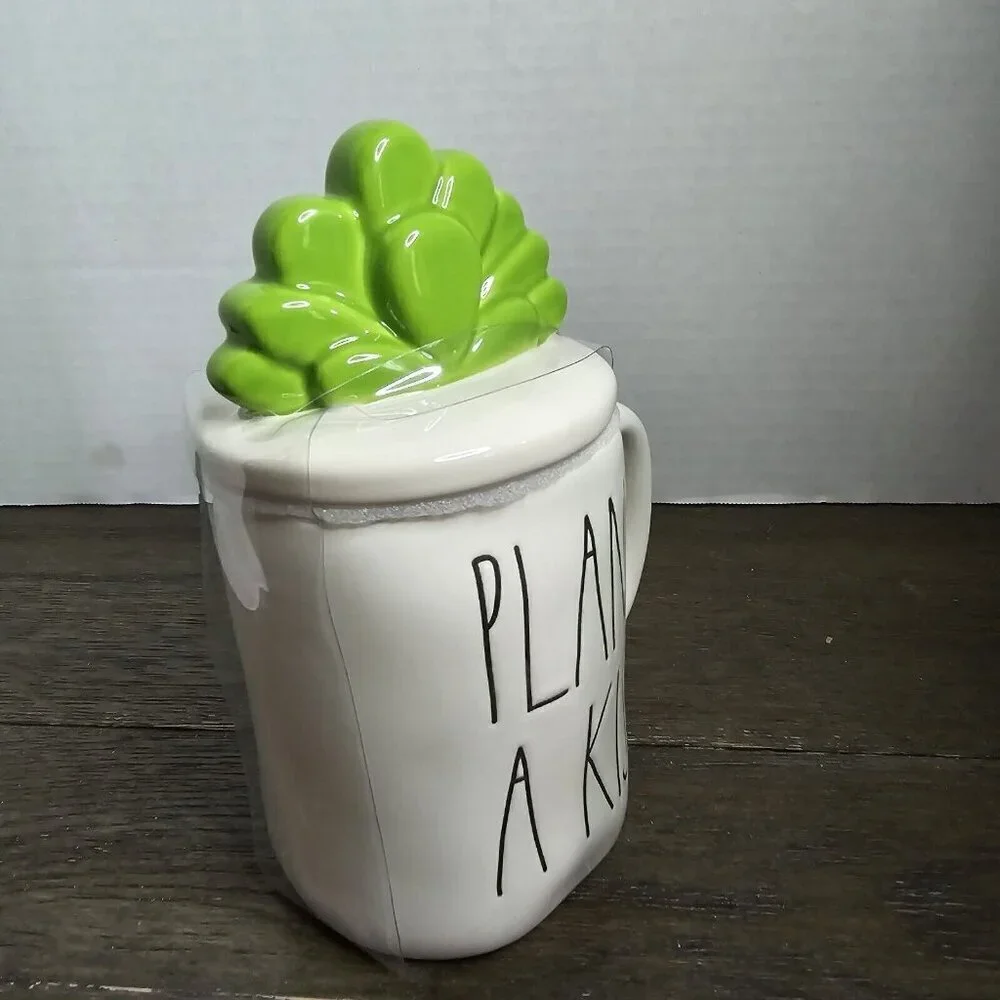 NWT Rae Dunn Artisan Plant A Kiss Mug Succulent Figural Topper 2021